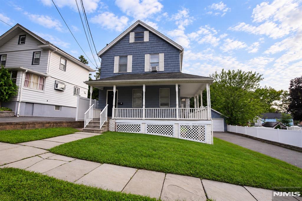 138 Homestead Place — photo