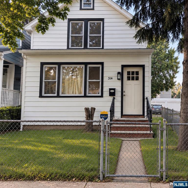 314 Elmwood Avenue — photo