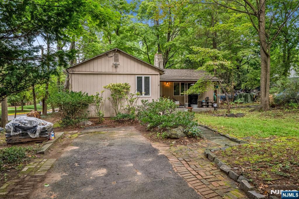 445 Paramus Road, Paramus, NJ 07652 — photo 2