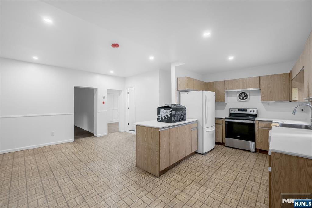 445 Paramus Road, Paramus, NJ 07652 — photo 3