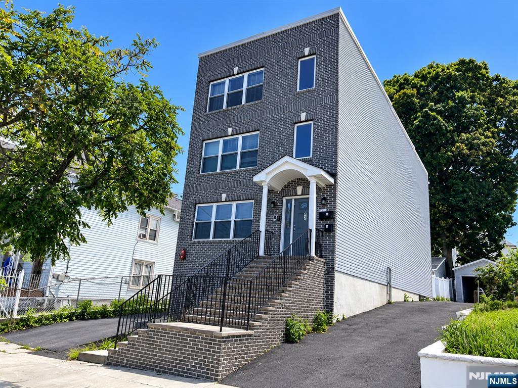 54 Elliott Street 3 — photo