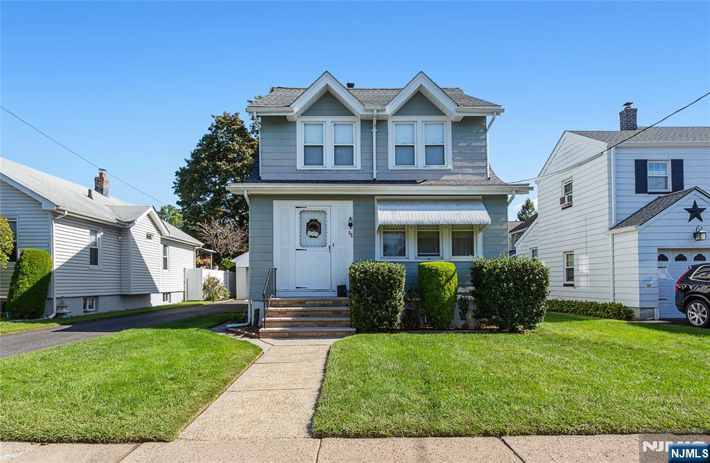 98 Davis Avenue, Hackensack, NJ 07601 — photo 2
