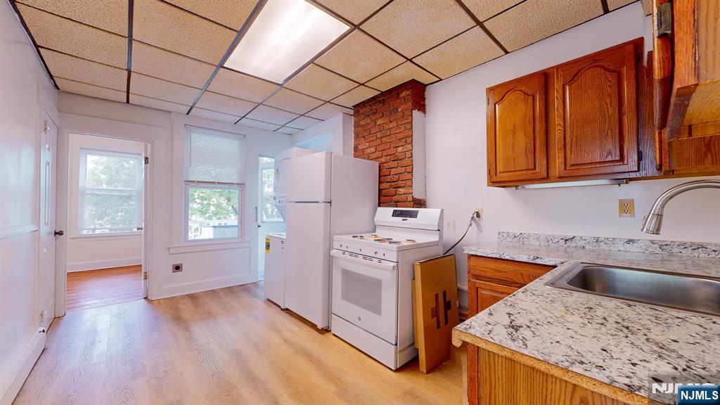 518 Forest Street — photo