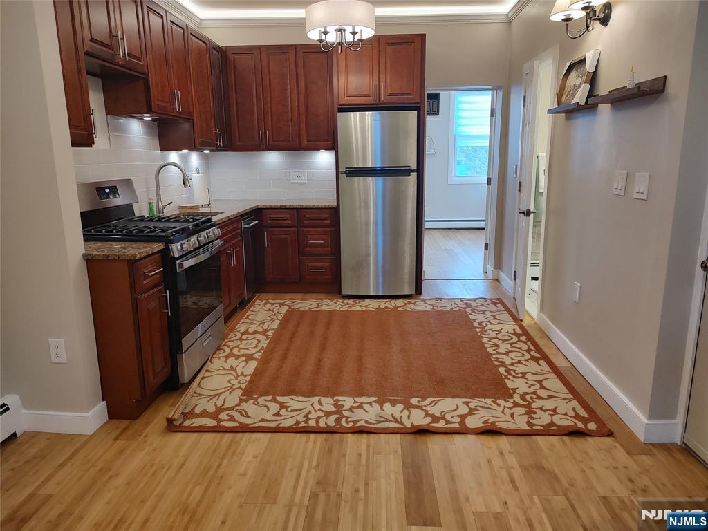 169 Malcolm Avenue — photo
