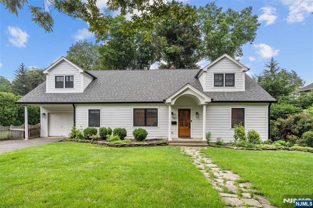 107 Highland Avenue — photo