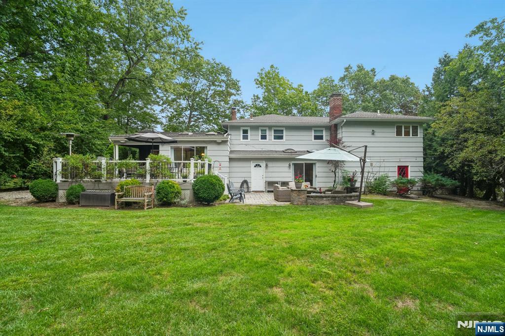 30 Connel Drive — photo