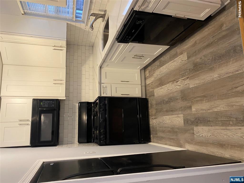 218 Cliff Street — photo