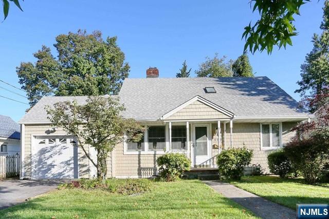 263 Phelps Avenue — photo