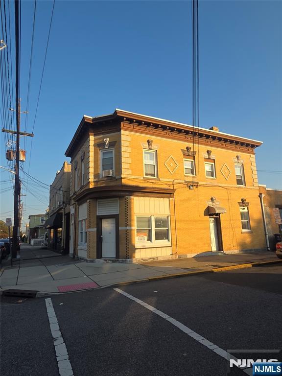 75-79 Lodi — photo