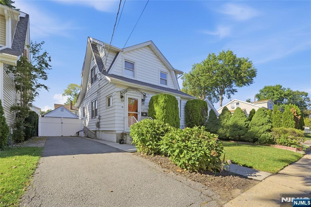 197 Krone Place, Hackensack, NJ 07601 — photo 2