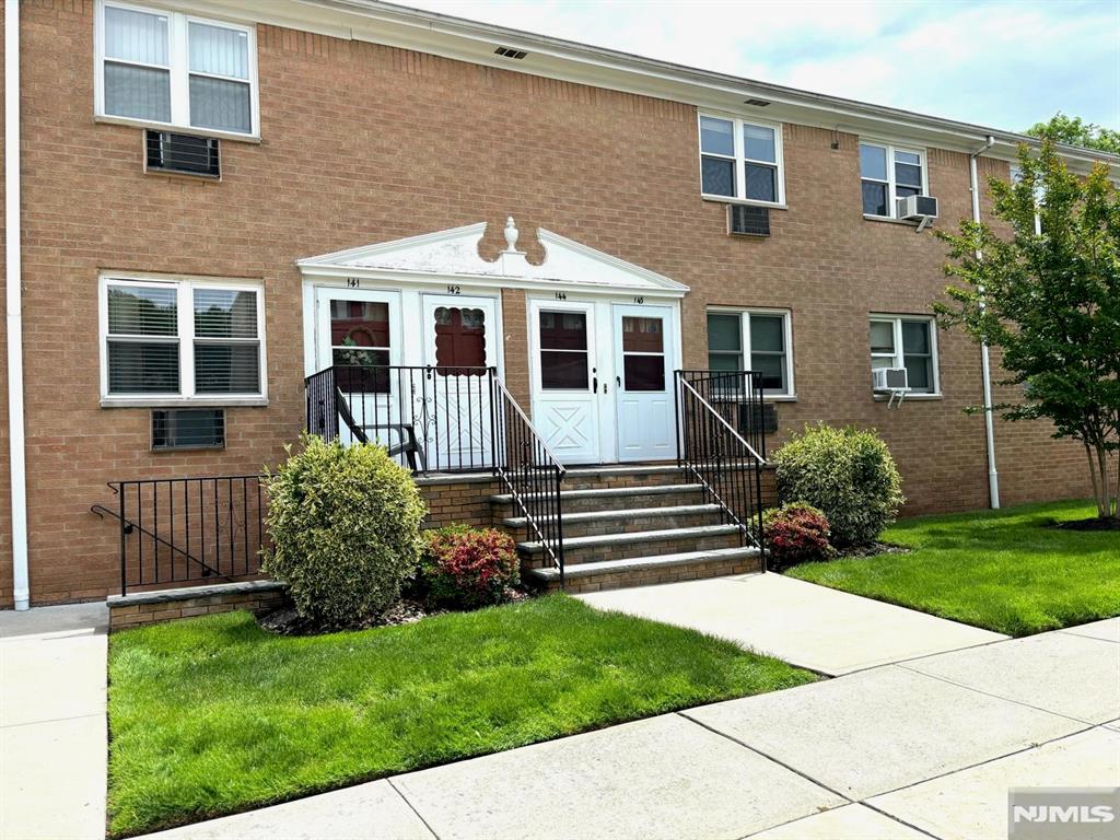 725 Joralemon Street 144 — photo