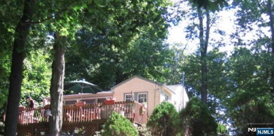 68 Upper Greenwood Lake Road — photo