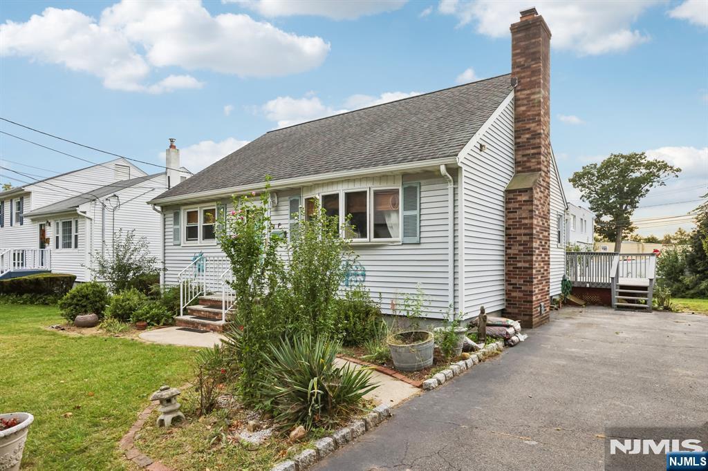 6 Summit Avenue, Waldwick, NJ 07463 — photo 3
