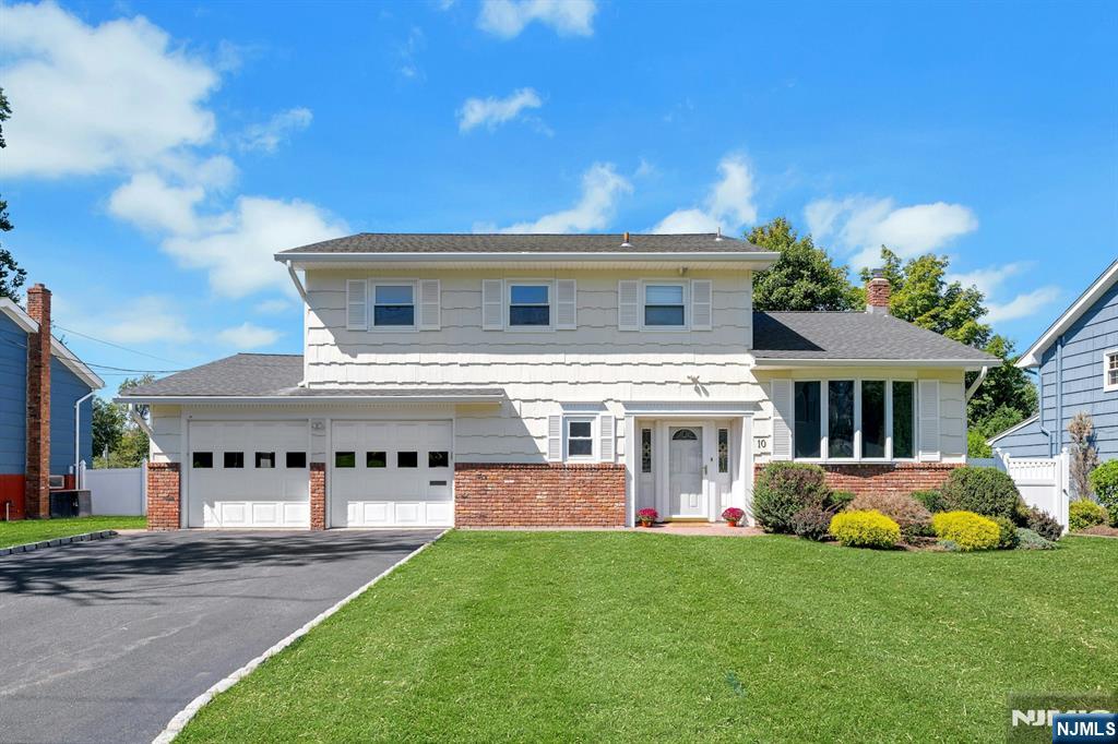 10 Klimback Court — photo