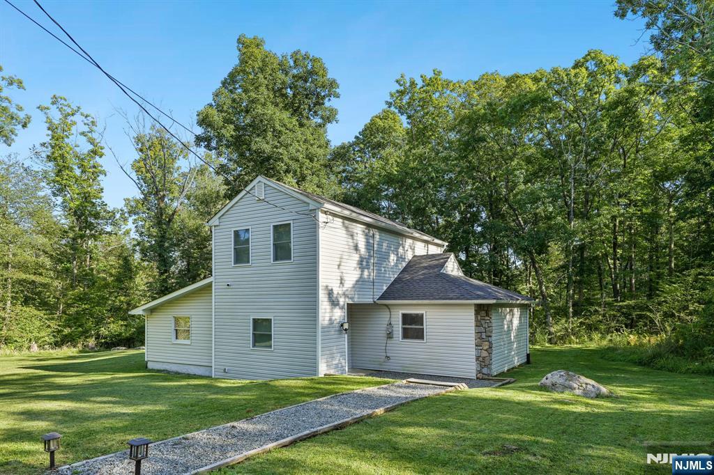 4 Quail Road — photo