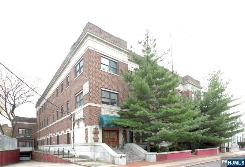 33-39 Morrell Street — photo