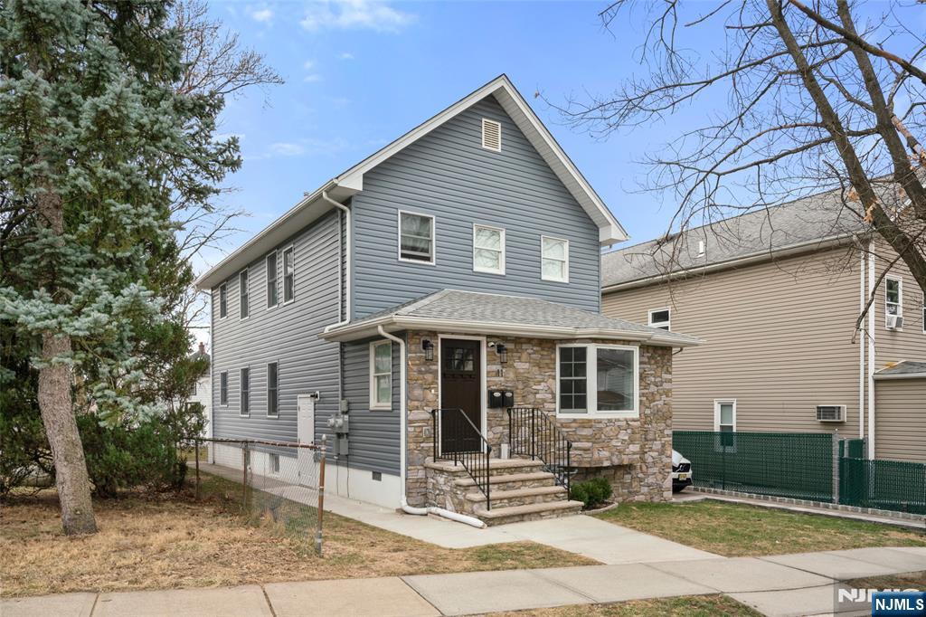 11 Webster Street — photo