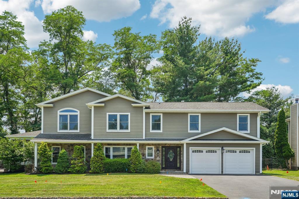 23 Chicopee Drive — photo