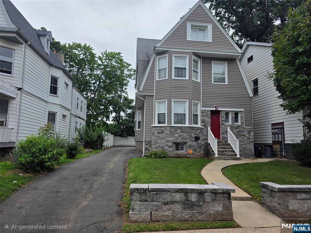 4 Hawthorne Place — photo