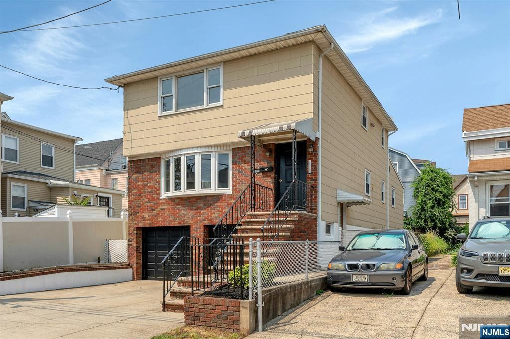 502 Cross Street — photo