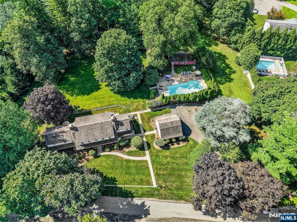 1 Carlyle Place — photo