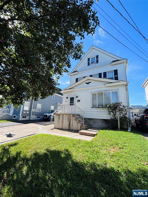 64 Avenue C — photo