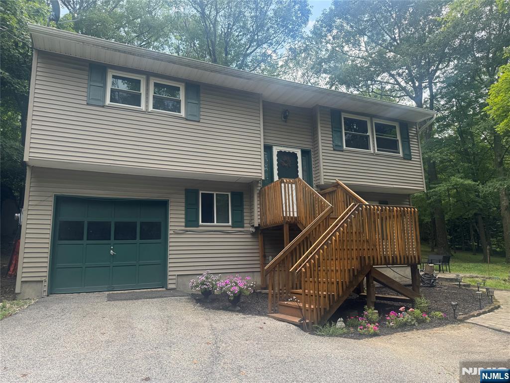 88 Wawayanda Road — photo