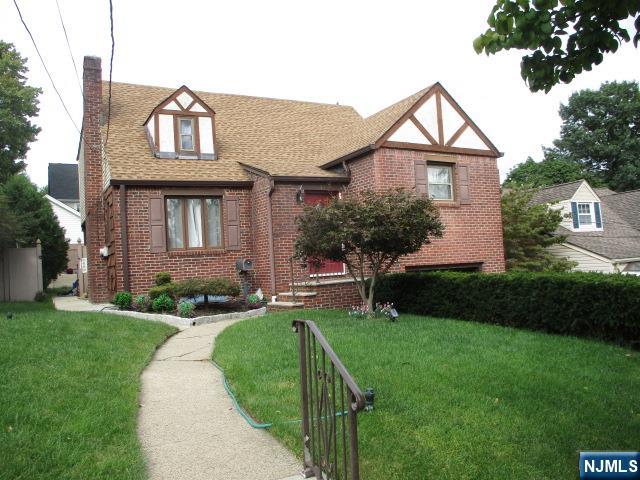32 Newman Avenue — photo