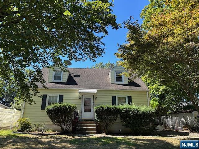 31 Oak Street — photo