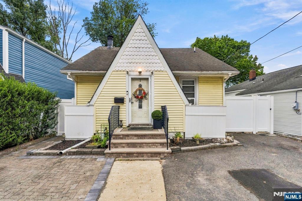 3 Seminole Avenue — photo