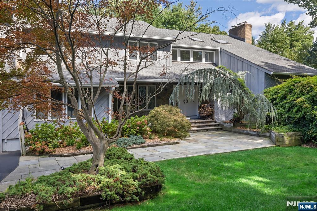 22 Angela Court — photo