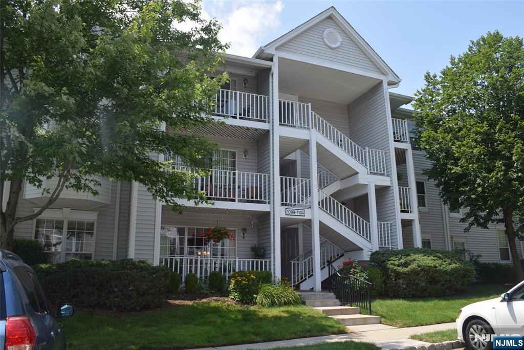 1104 Sage Court — photo