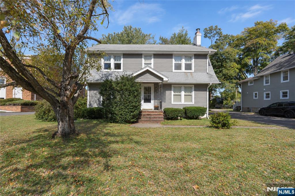 30 Bloomfield Avenue — photo
