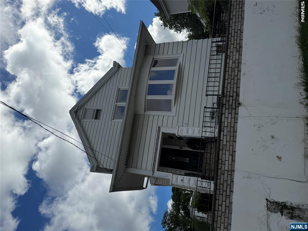 198 Wessington Avenue — photo