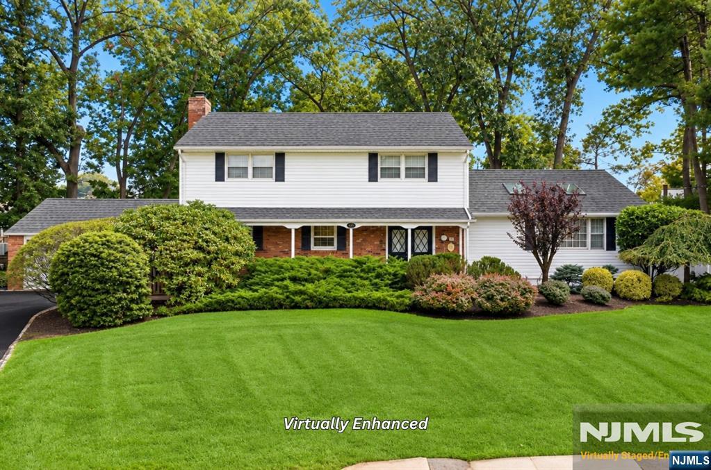 11 Merritt Drive — photo