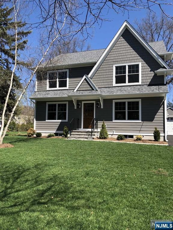 617 Robert Street — photo
