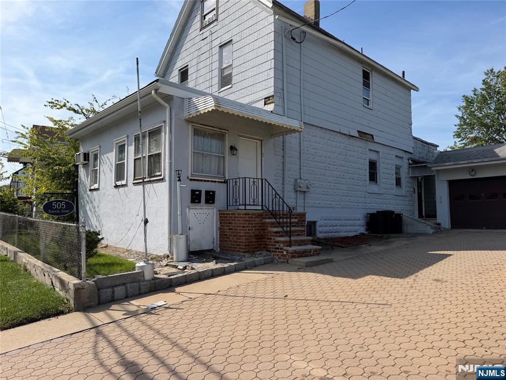 505 Schuyler Avenue — photo