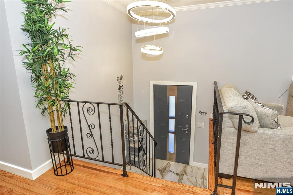 498 Forest Avenue, Paramus, NJ 07652 — photo 2