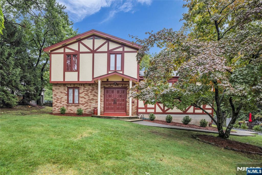 209 Cedar Street — photo