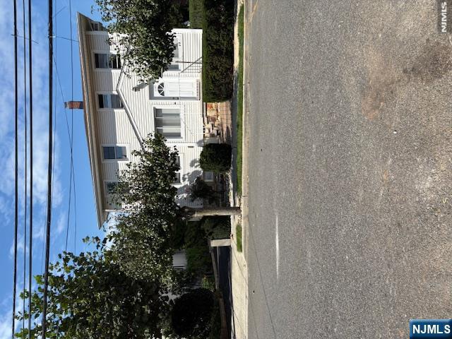 1149 Inwood Terrace — photo