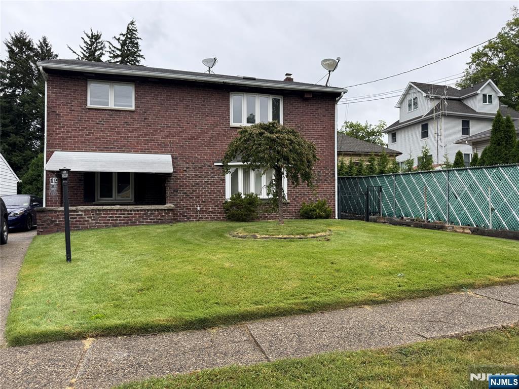 12 Clark Avenue — photo