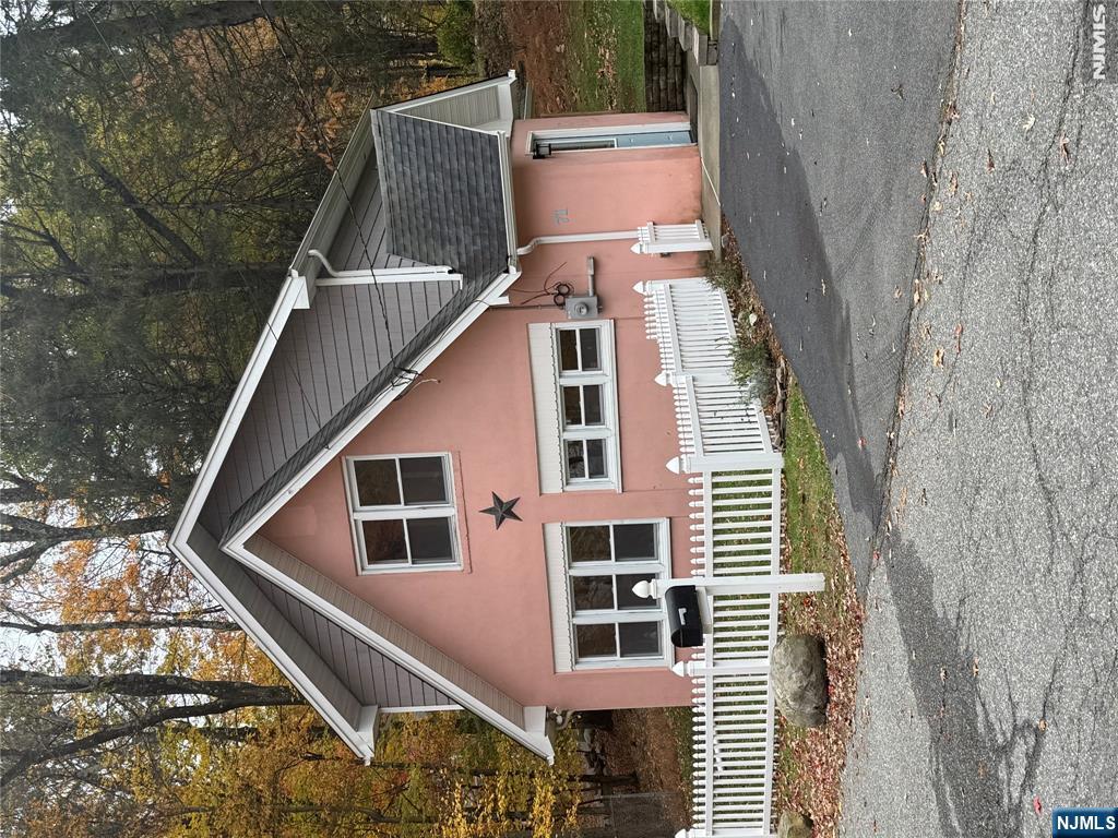 71 Dale — photo