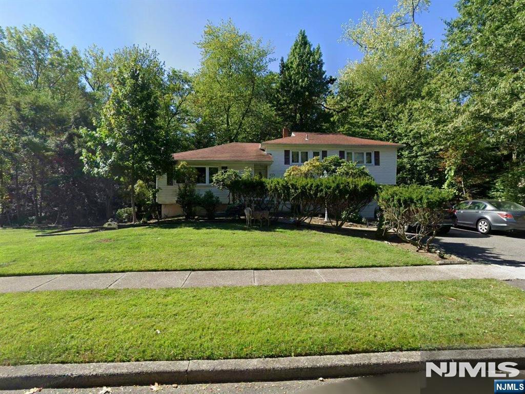 5 Eastbrook Drive — photo