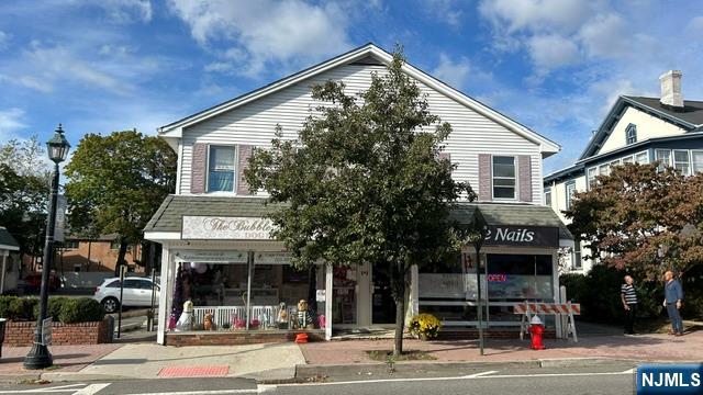 39 Main Street — photo