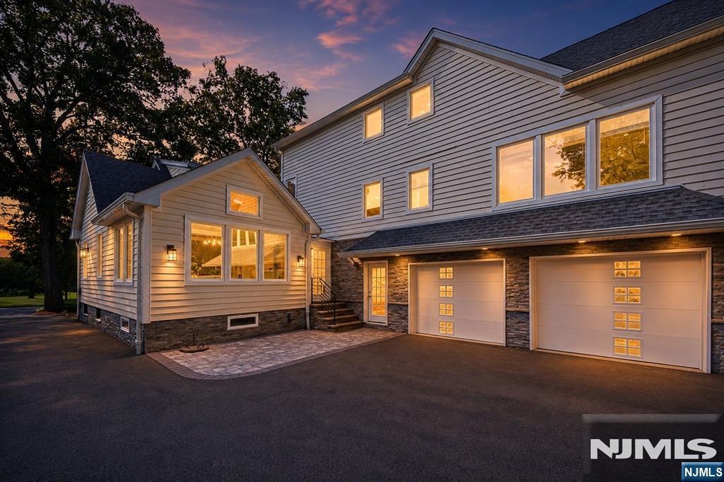 40 Dean Drive — photo