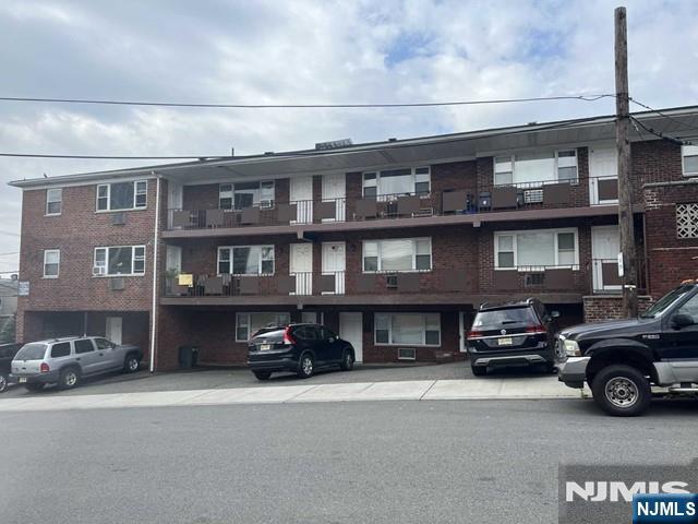 206 Riverview Place — photo