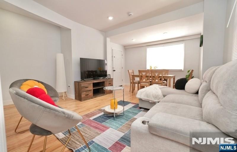 189 Summit Cross, Rutherford, NJ 07070 — photo 2