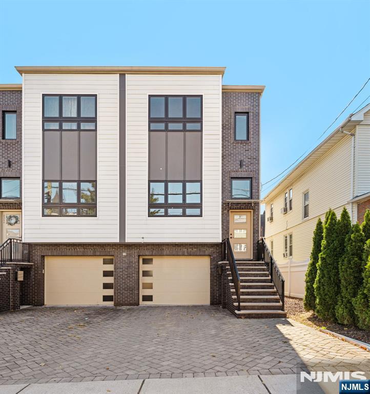 234 Columbus Place — photo