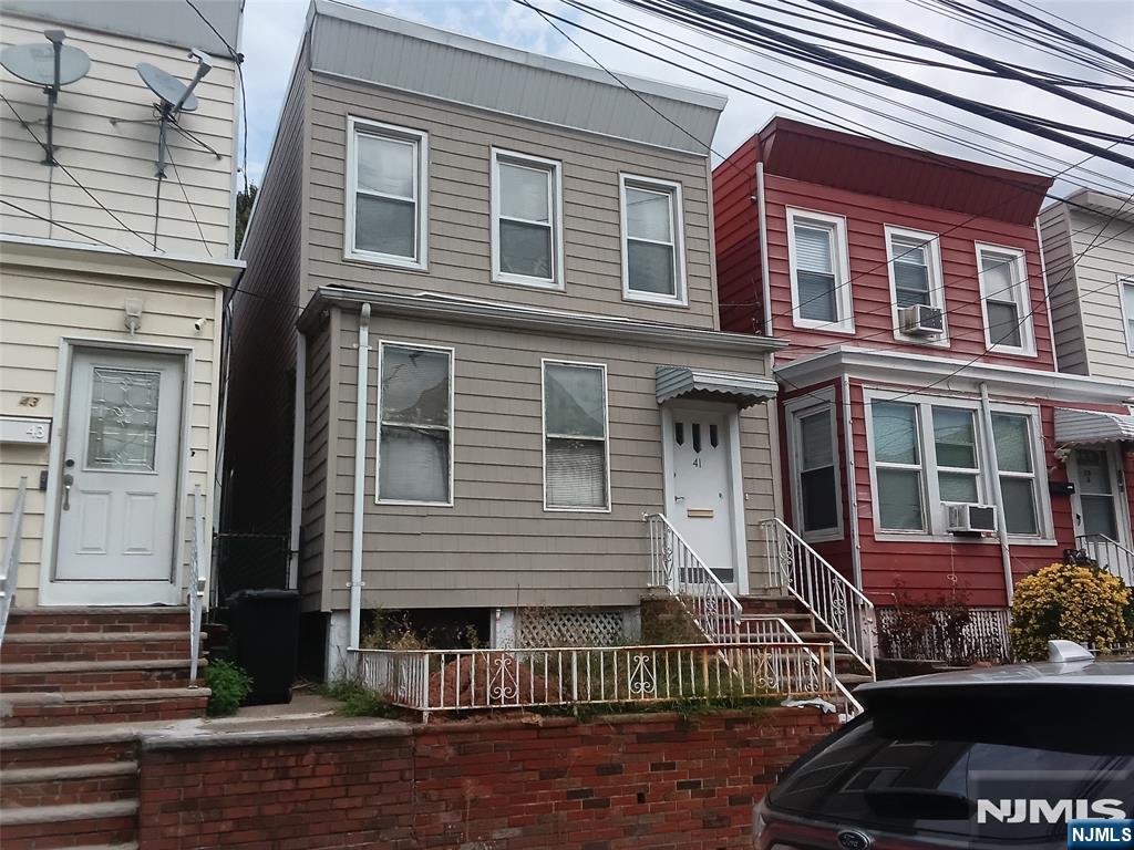 41 11th Street — photo