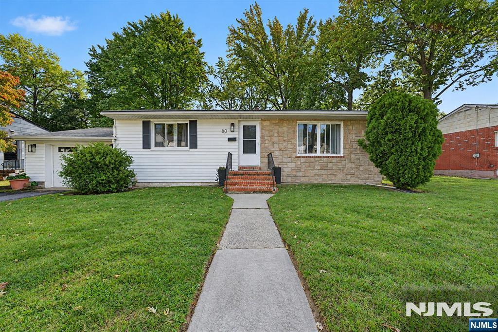 80 Merritt Avenue — photo